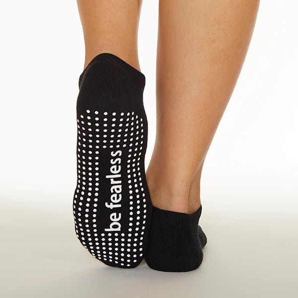 BE FEARLESS Grip Socks WOMEN